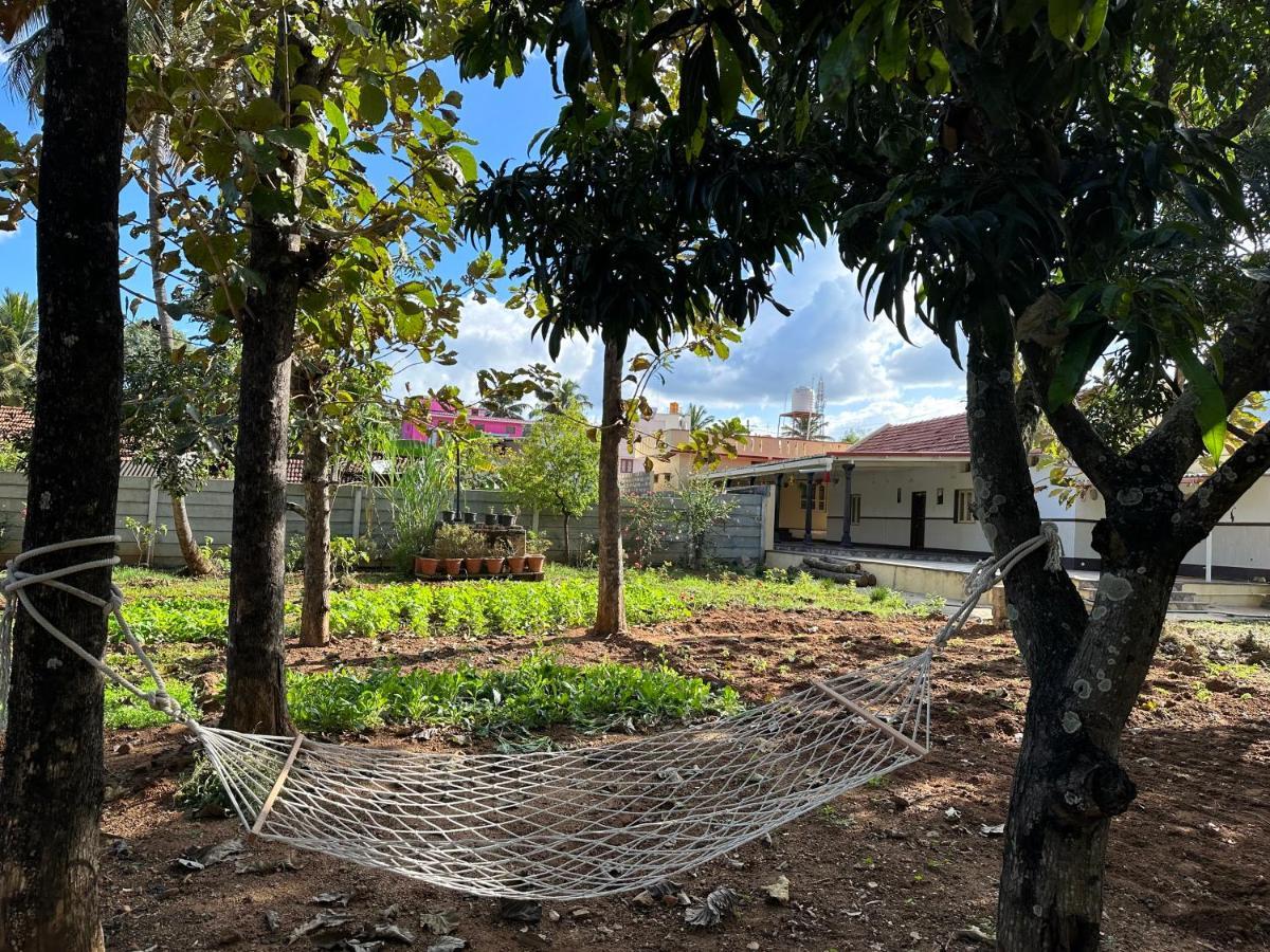 Rustic Village Farmhouse Bangalore Dış mekan fotoğraf
